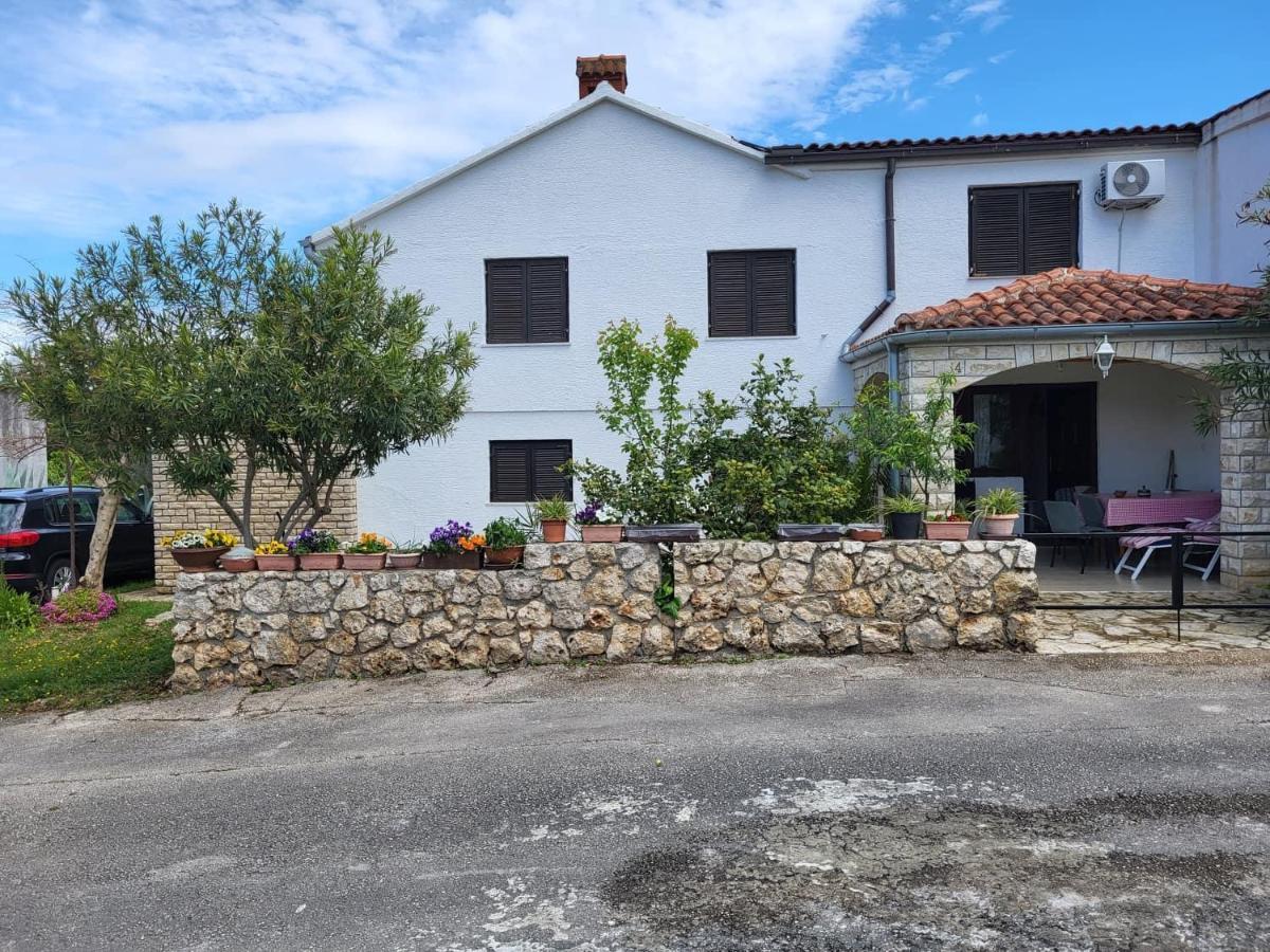 Apartments With A Parking Space Zdrelac, Pasman - 8514 Exterior photo