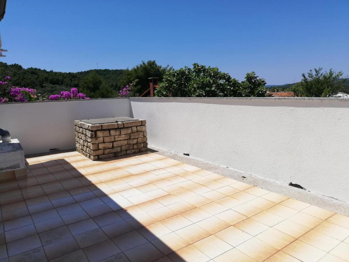 Apartments With A Parking Space Zdrelac, Pasman - 8514 Exterior photo